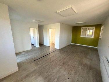Divers à vendre à Nemours en Seine-et-Marne (77140), ref : 149