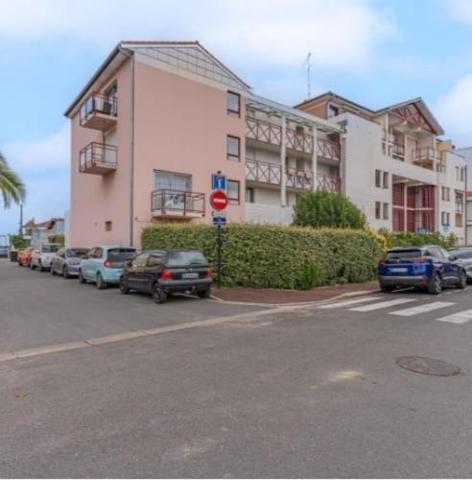 Charmant studio rénové de 21 m² avec terrasse