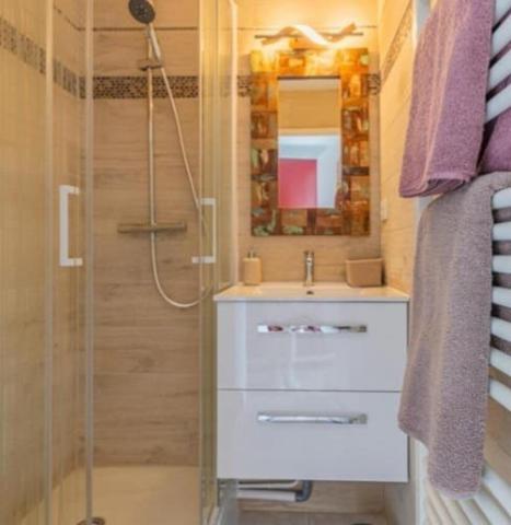 Charmant studio rénové de 21 m² avec terrasse