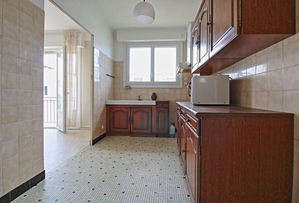 Maison Biarritz 6 pièce(s) 110 m2 habitables 215m² utiles