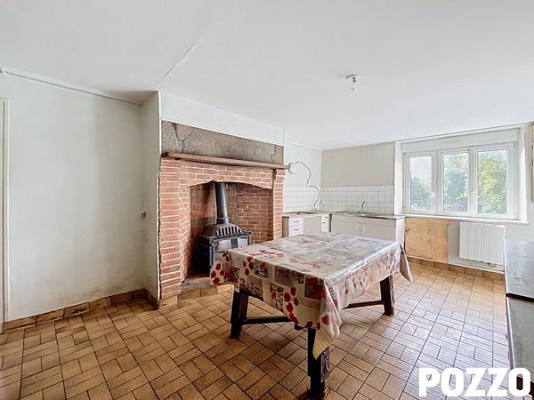 A VENDRE MAISON DE 3 PIECES AVEC POTENTIEL D'AMENAGEMENT A ST MANVIEU BOCAGE (14) NOUES DE SIENNE