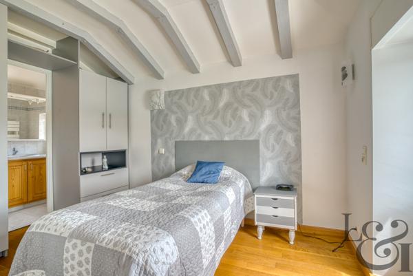 Maison en pierre rénovée à vendre proche commerces de Villeneuve-sur-Lot