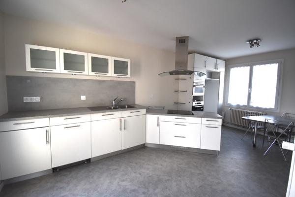 Vertaizon (63910) MAISON DE BOURG