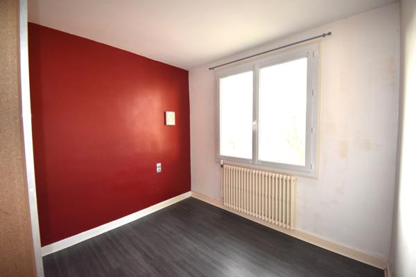 Vertaizon (63910) MAISON DE BOURG