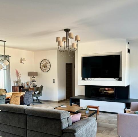 Superbe Maison de 160 m2 avec T2 indépendant à Corte