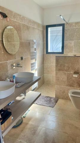 Superbe Maison de 160 m2 avec T2 indépendant à Corte