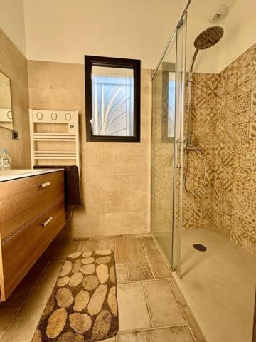 Superbe Maison de 160 m2 avec T2 indépendant à Corte