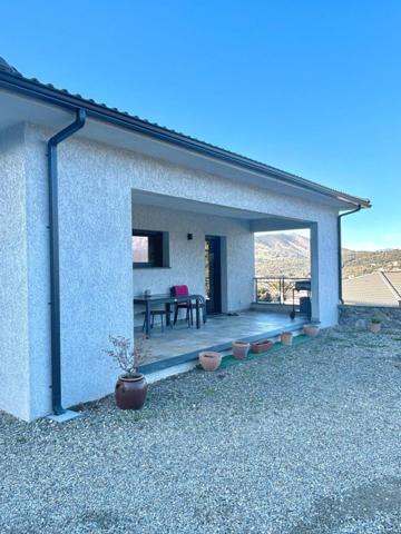 Superbe Maison de 160 m2 avec T2 indépendant à Corte