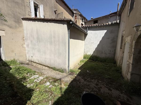 Maison à vendre |  La Rochefoucauld |  7 pièces | 130 m²