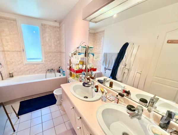 Maison à vendre  6 pièces - 152 m2 LE PLESSIS BOUCHARD - 95