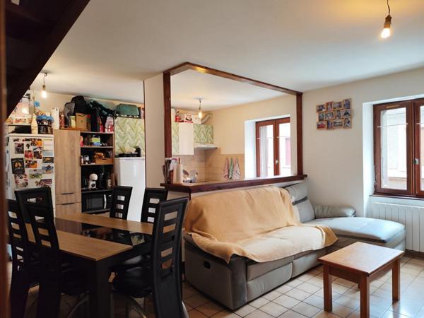 Immeuble Decazeville 10 pièce(s) 155 m2