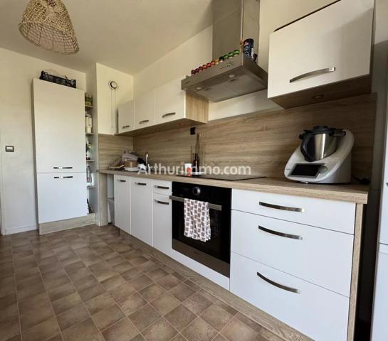 Location                                                      Appartement
                        
                     3 pièces                      74 m2                     à Lons-le-Saunier