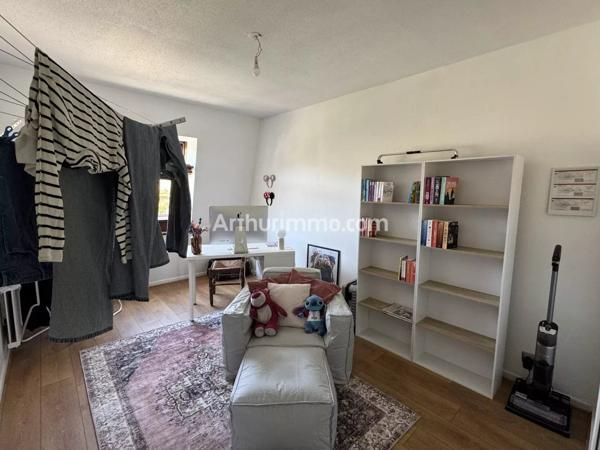 Location                                                      Appartement
                        
                     3 pièces                      74 m2                     à Lons-le-Saunier