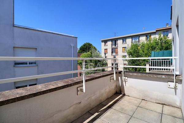 Appartement La Courneuve 2 pièce(s) 41 m2