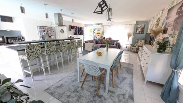 Maison à vendre 6 pièces de 114 m²