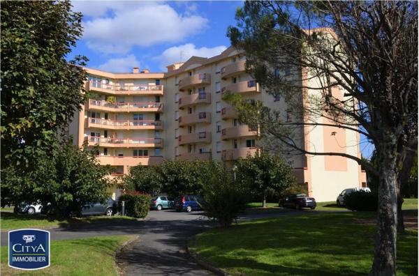 Appartement à louer 2 pièces 53.15m² Pau (64000)