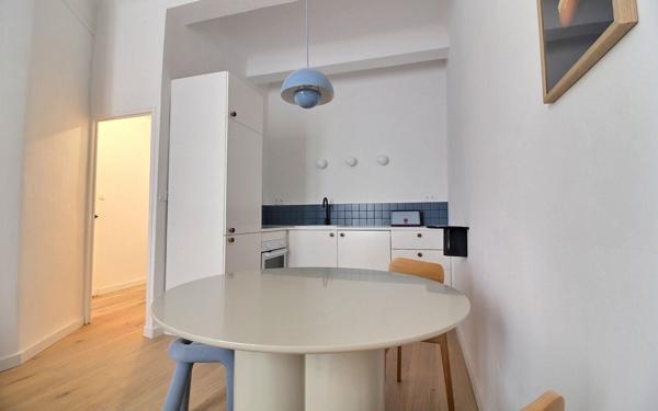 Appartement à vendre    3 pièces •  Marseille 7
