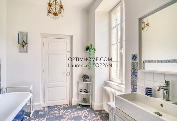 MAISON DE MAITRE à SAINTE LIVRADE SUR LOT (47)