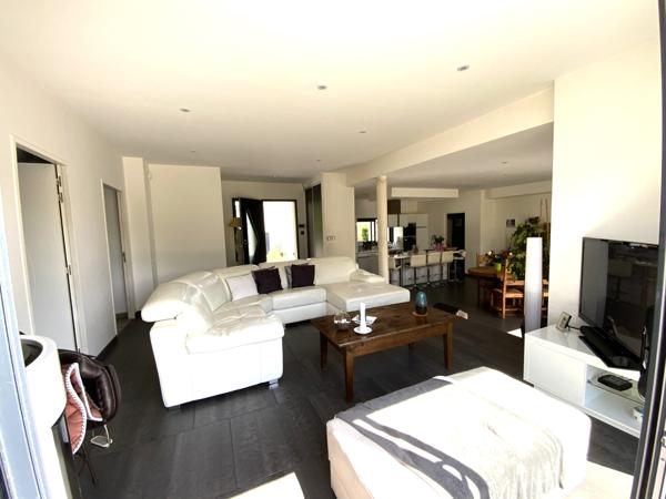 Maison 7 pièces - 150 m² Exclusivité efficity