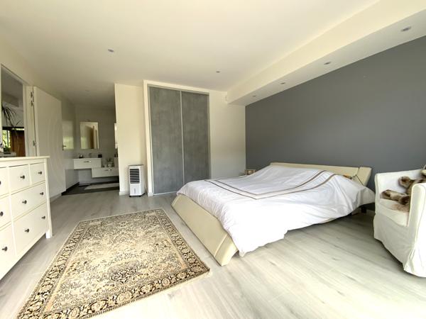 Maison 7 pièces - 150 m² Exclusivité efficity