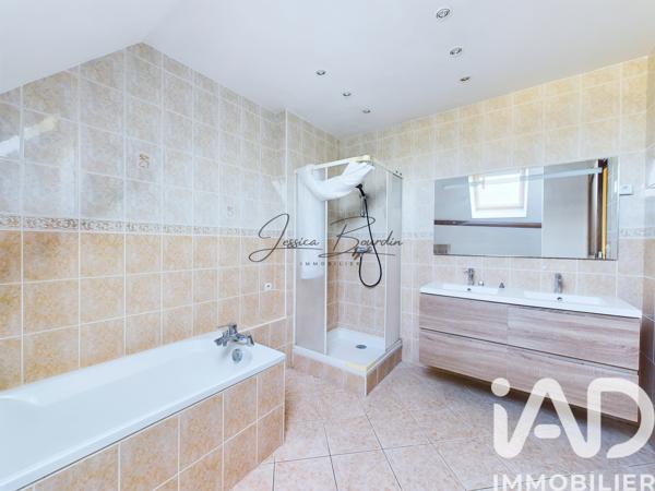 Maison à vendre 4 pièces 85 m² Villeneuve-la-Guyard