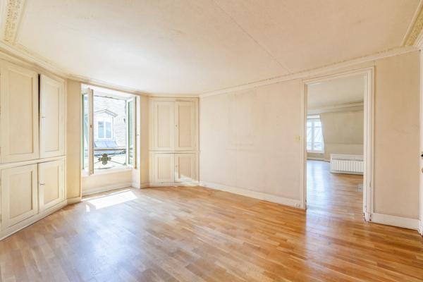 Duplex Paris 9e - NOTRE-DAME-DE-LORETTE