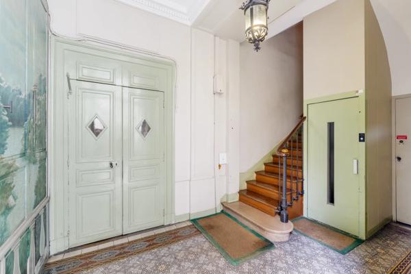 Duplex Paris 9e - NOTRE-DAME-DE-LORETTE
