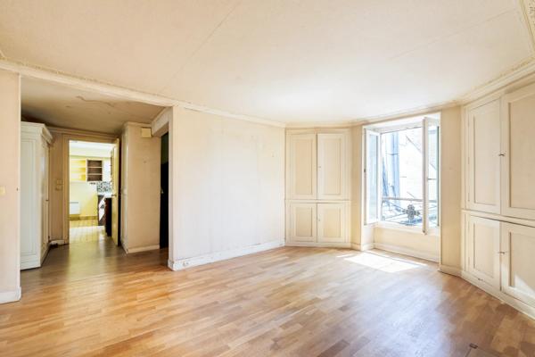 Duplex Paris 9e - NOTRE-DAME-DE-LORETTE