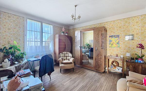 Maison à vendre    6 pièces • 115 m2 Terrasson-Lavilledieu