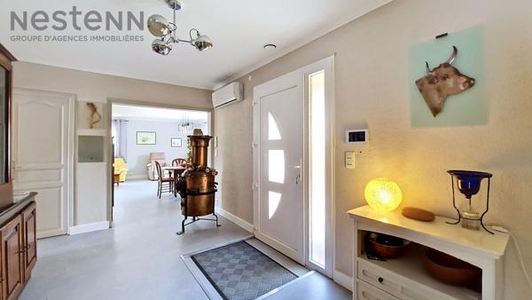 Propriété d'exception avec piscine et dépendance sur plus de 1700 m²