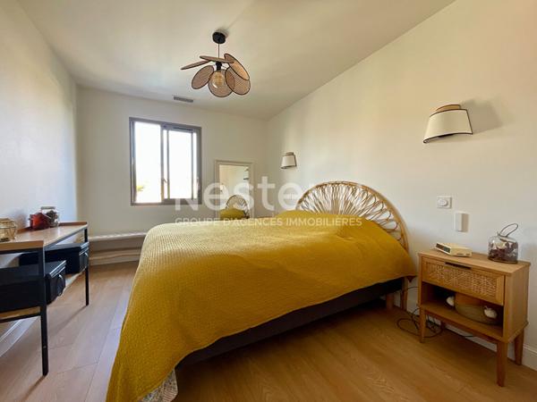 Talence Roustaing/forum maison d'environ 160 m2 sur une parcelle de 457 m2