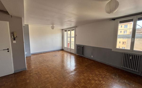 Appartement à louer    3 pièces •  Carcassonne