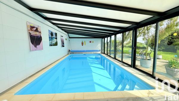 Maison traditionnelle 8 pièces de 189 m² à Clohars-Carnoët (29360)