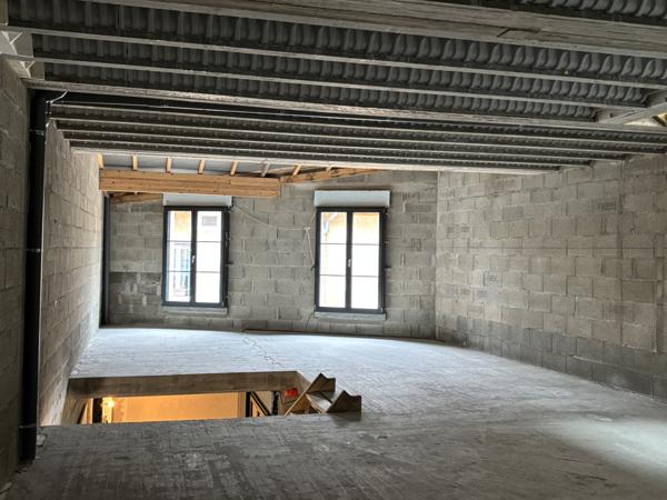 Saint-Genis-Laval (69230) Maison de ville - plateau