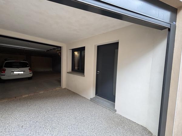 Saint-Genis-Laval (69230) Maison de ville - plateau