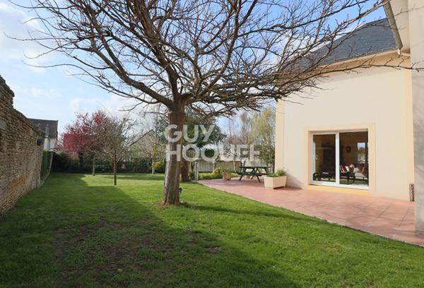 Maison Escoville 5 pièce(s) 192 m2