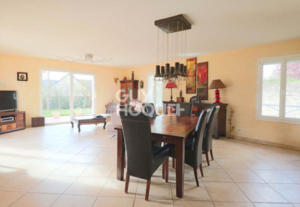 Maison Escoville 5 pièce(s) 192 m2