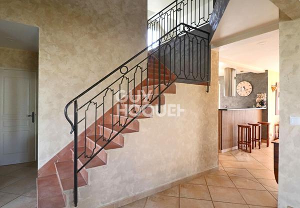 Maison Escoville 5 pièce(s) 192 m2