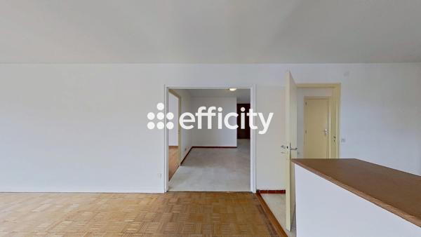 Appartement
         4 pièces
        - 85 m²