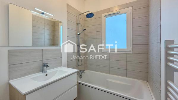 Maison T2 Bis (Chambre, bureau, jardinet, parking)