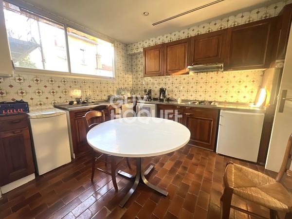 Appartement T5 face Dame de France