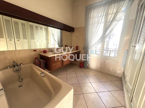 Appartement T5 face Dame de France