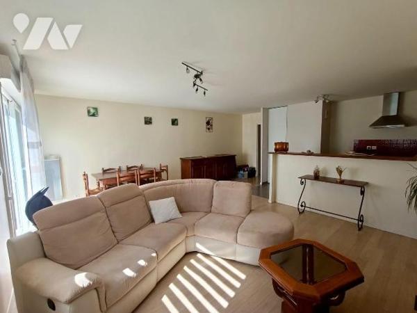 BRUZ - domaine de Ker Fleuri - au rez-de-chaussée d'une petite résidence - beau type III de plu...