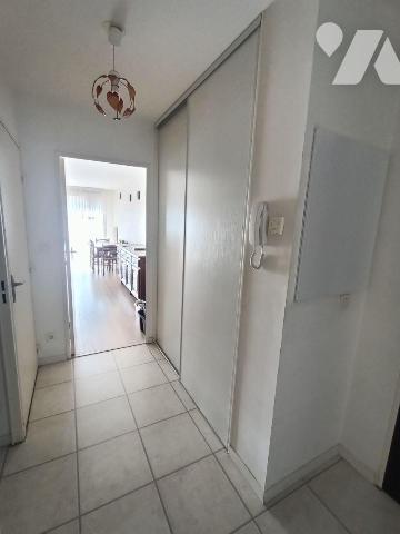 BRUZ - domaine de Ker Fleuri - au rez-de-chaussée d'une petite résidence - beau type III de plu...