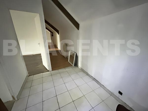 Grande Maison Familiale de 242 m² sur 1 471 m² de terrain – Auxy (45340) 