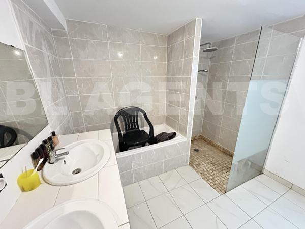 Grande Maison Familiale de 242 m² sur 1 471 m² de terrain – Auxy (45340) 