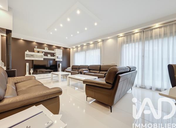 Maison à vendre 6 pièces 150 m² Isneauville