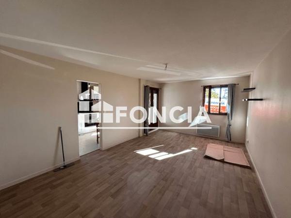 Location Appartement 2 pièces 52.16 m² - Mont De Marsan 40000