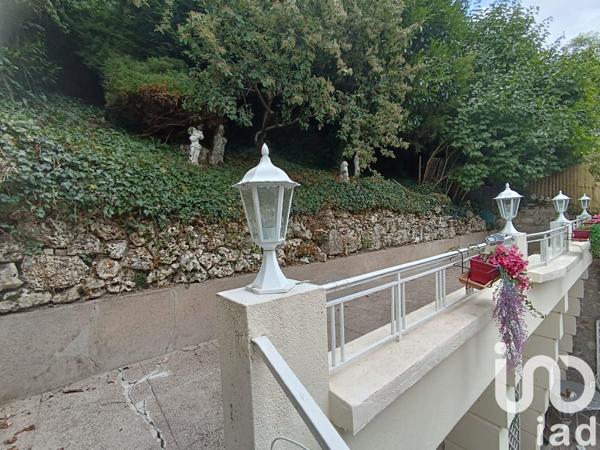 Maison à vendre 8 pièces 250 m² Bourbonne-les-Bains