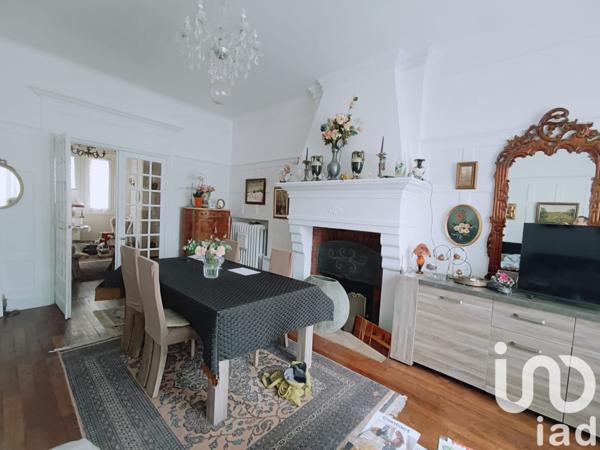 Maison à vendre 8 pièces 250 m² Bourbonne-les-Bains